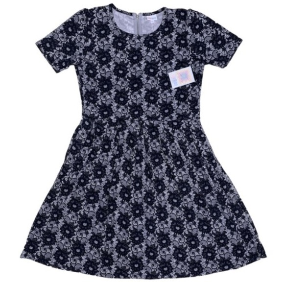 LuLaRoe Womens‎ Dress Size 2XL Amelia Black White Lace Print Floral 2X XXL NWT - Picture 1 of 5